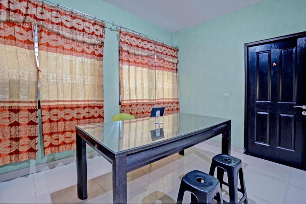 Oyo 93109 Garden Homestay 1 Tpr Surabaya Exterior foto